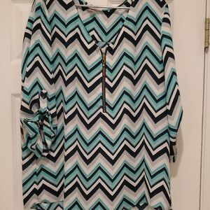 Roz & Ali Chevron Zip-Front Blouse in Teal, Black & White